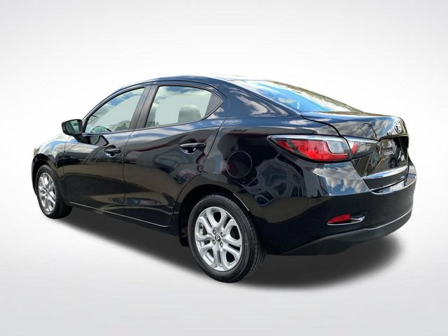 Used 2017 Toyota Yaris iA FWD image 5