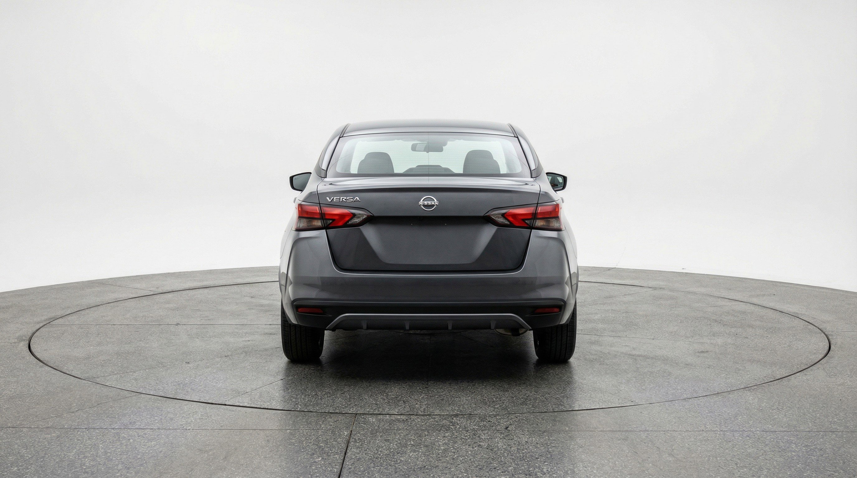 Used 2025 Nissan Versa SV image 7