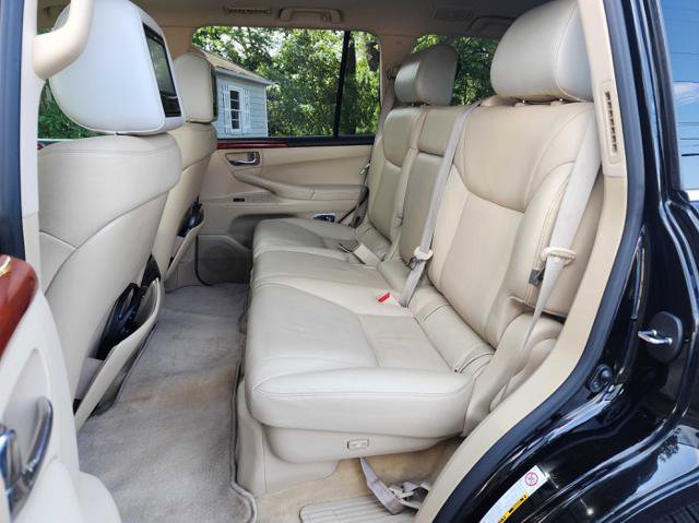 Used 2010 Lexus LX 570 4WD image 13
