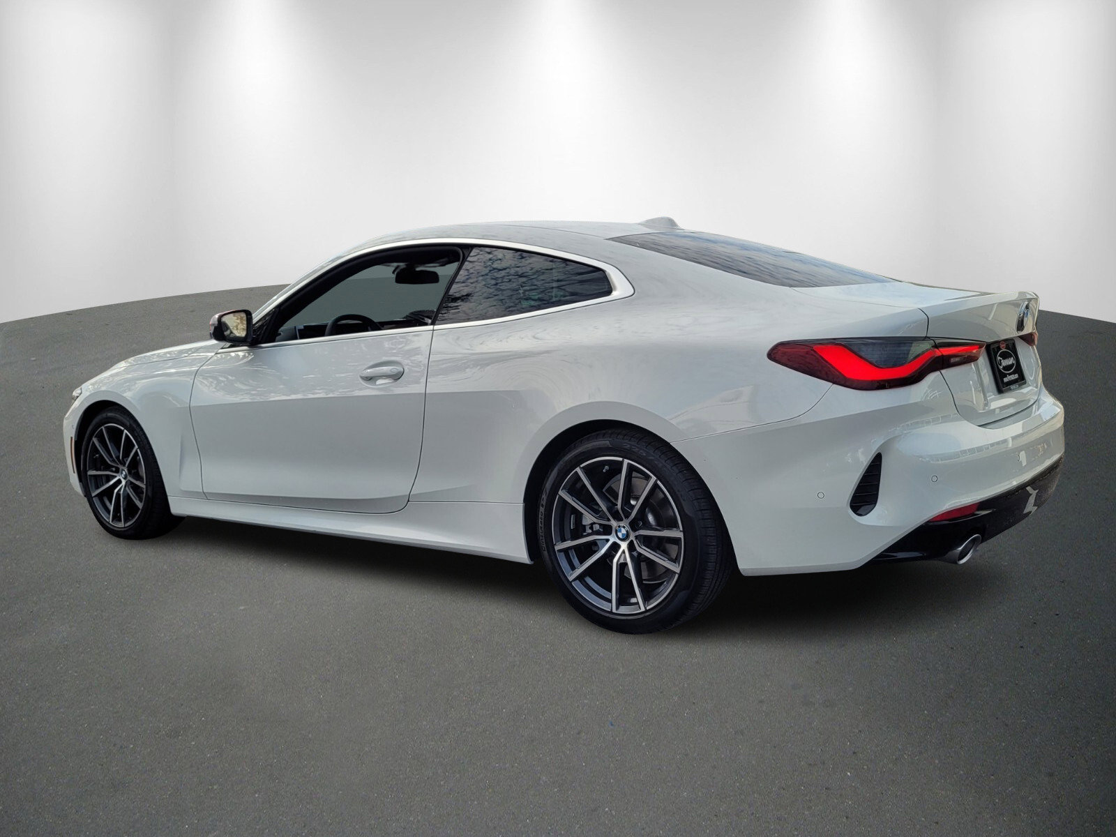 New 2026 BMW 430i Coupe w/ Parking Assistance Package image 5