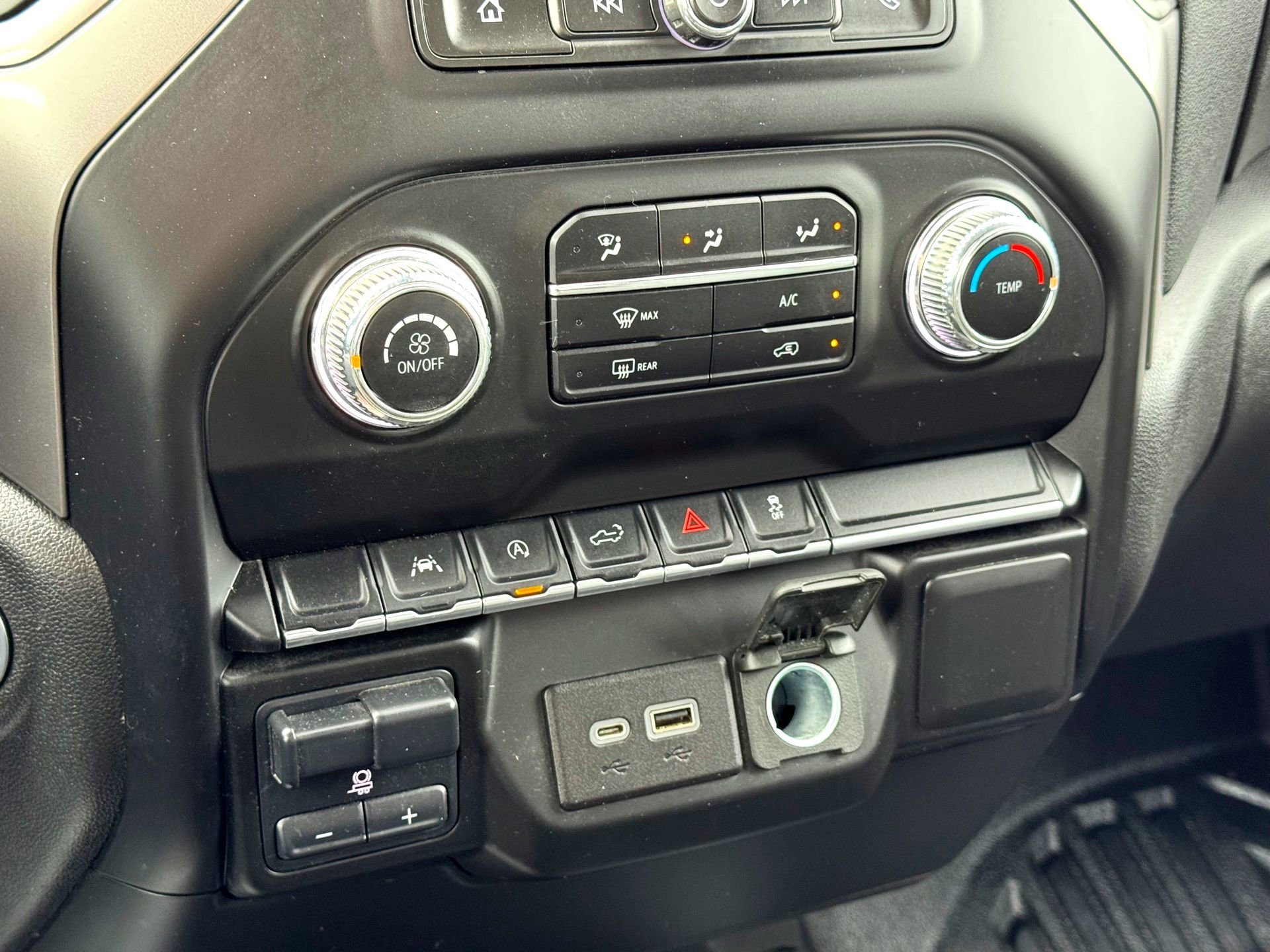 Used 2023 GMC Sierra 1500 Pro w/ Pro Value Package image 22