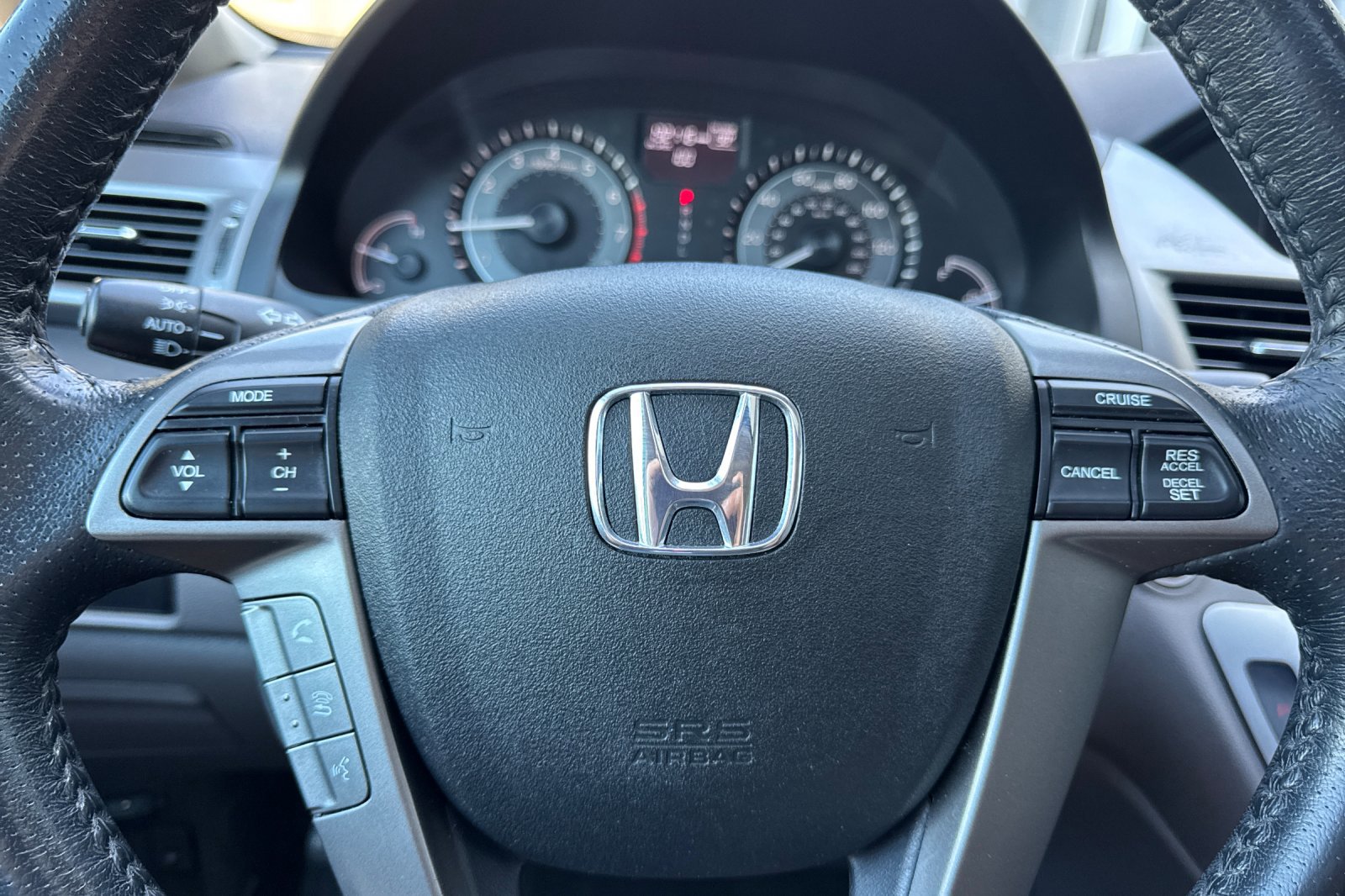 Used 2015 Honda Odyssey EX-L image 16