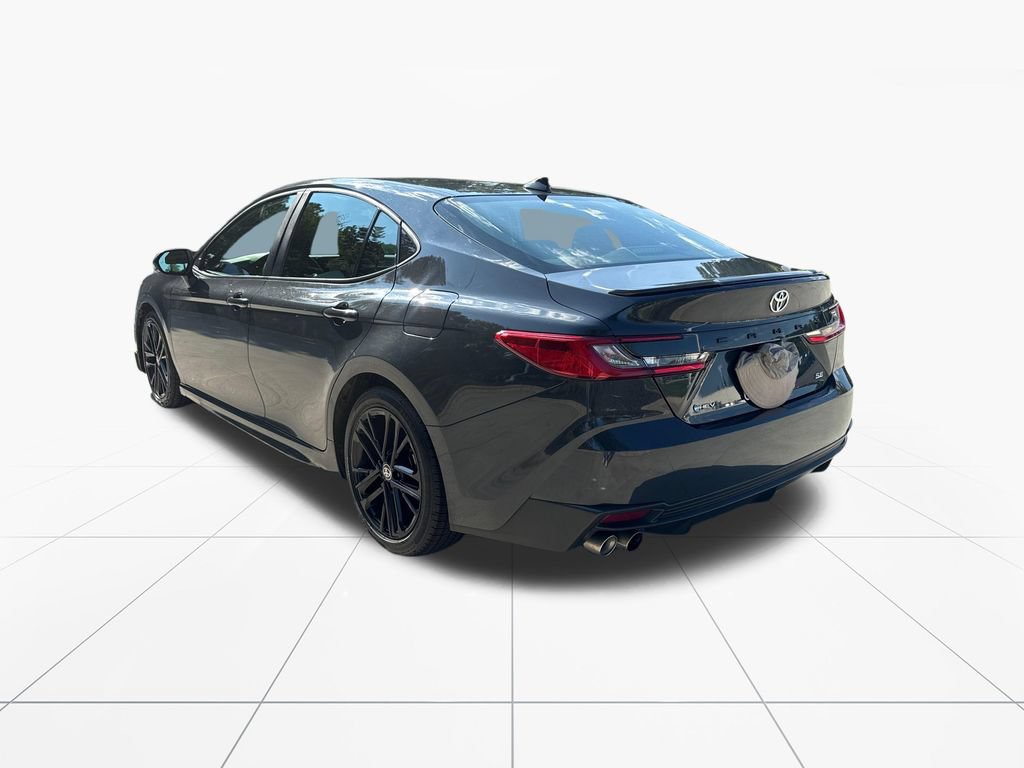 Used 2025 Toyota Camry SE FWD image 6