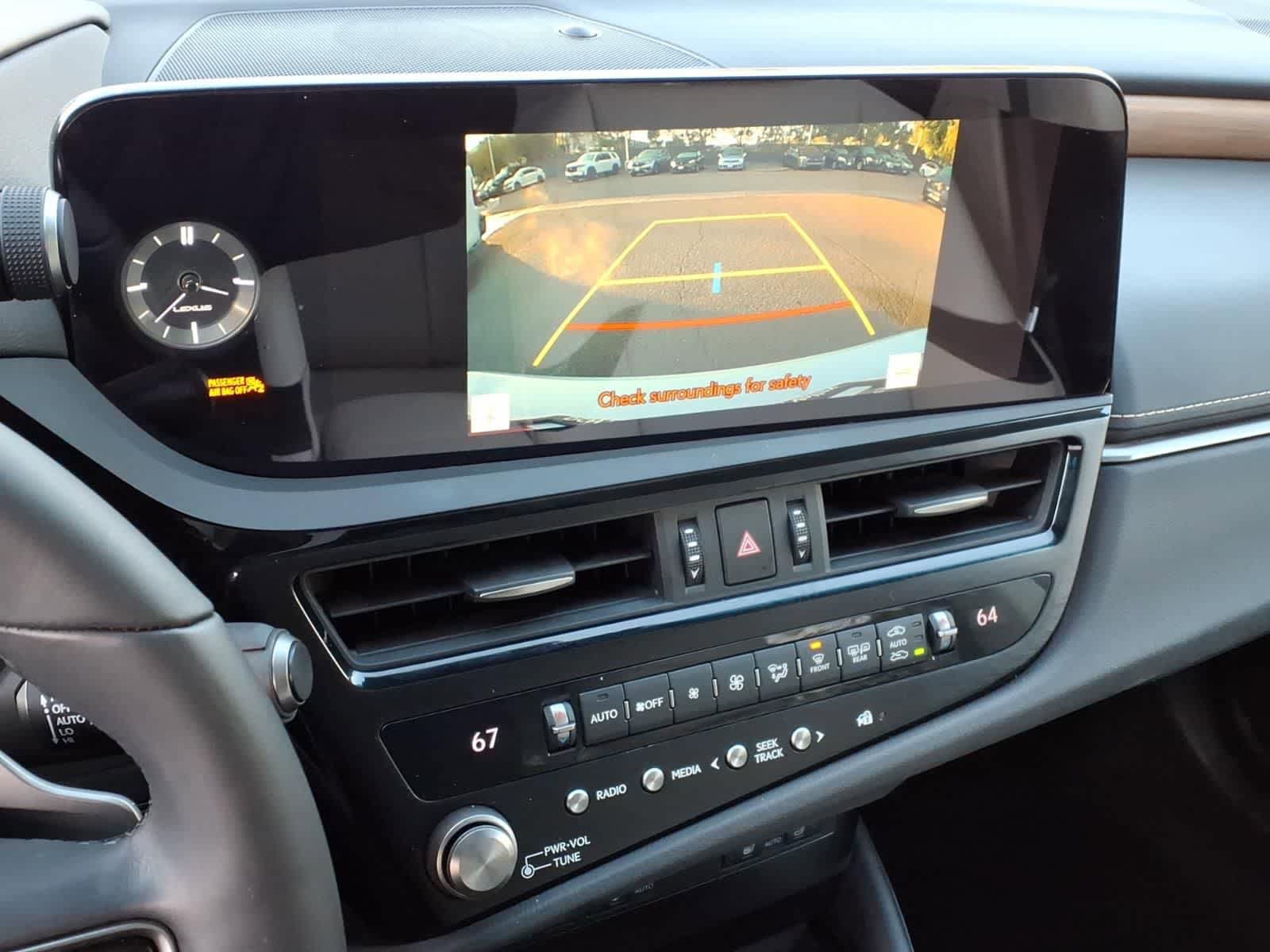 Used 2024 Lexus ES 300h w/ Premium Package FWD image 22