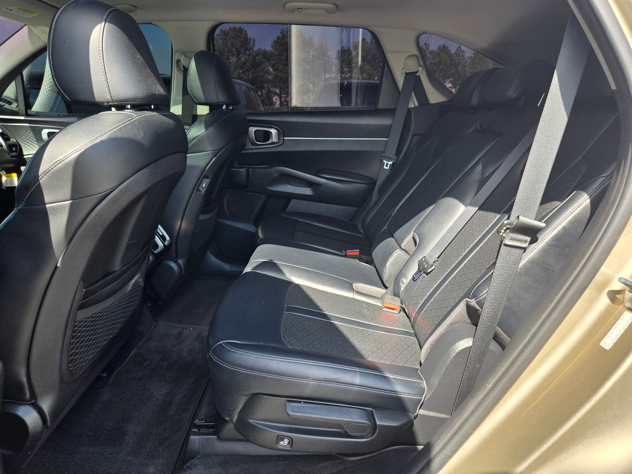 Used 2021 Kia Sorento S w/ Panoramic Sunroof Package image 37