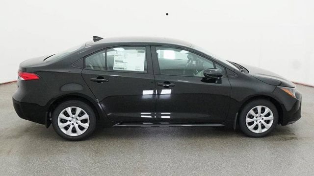 New 2026 Toyota Corolla LE FWD image 10