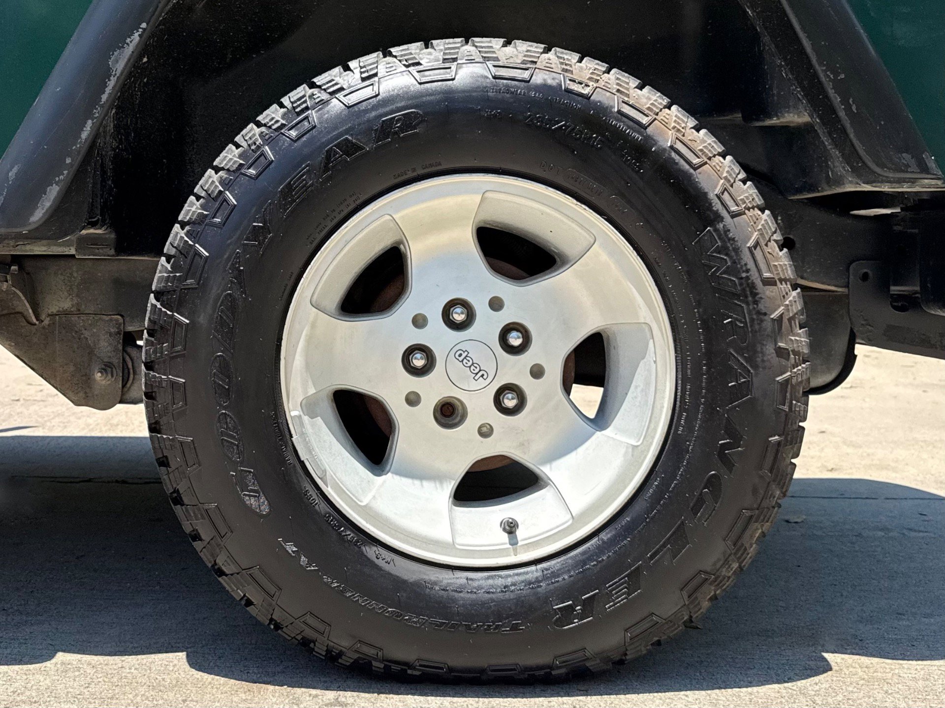 Used 2000 Jeep Wrangler Sport AWD/4WD image 10