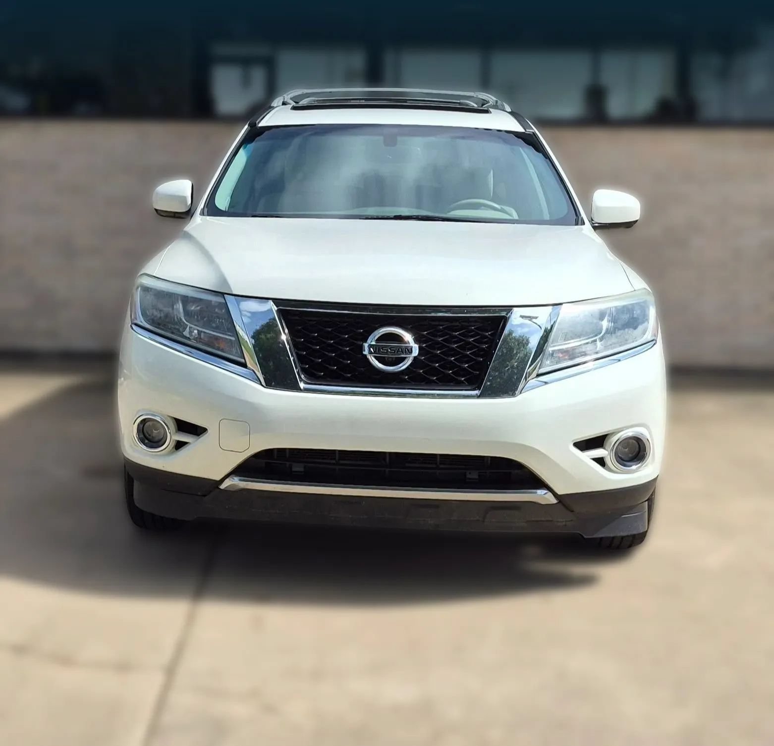 Used 2014 Nissan Pathfinder Platinum w/ Platinum Premium Package FWD image 12