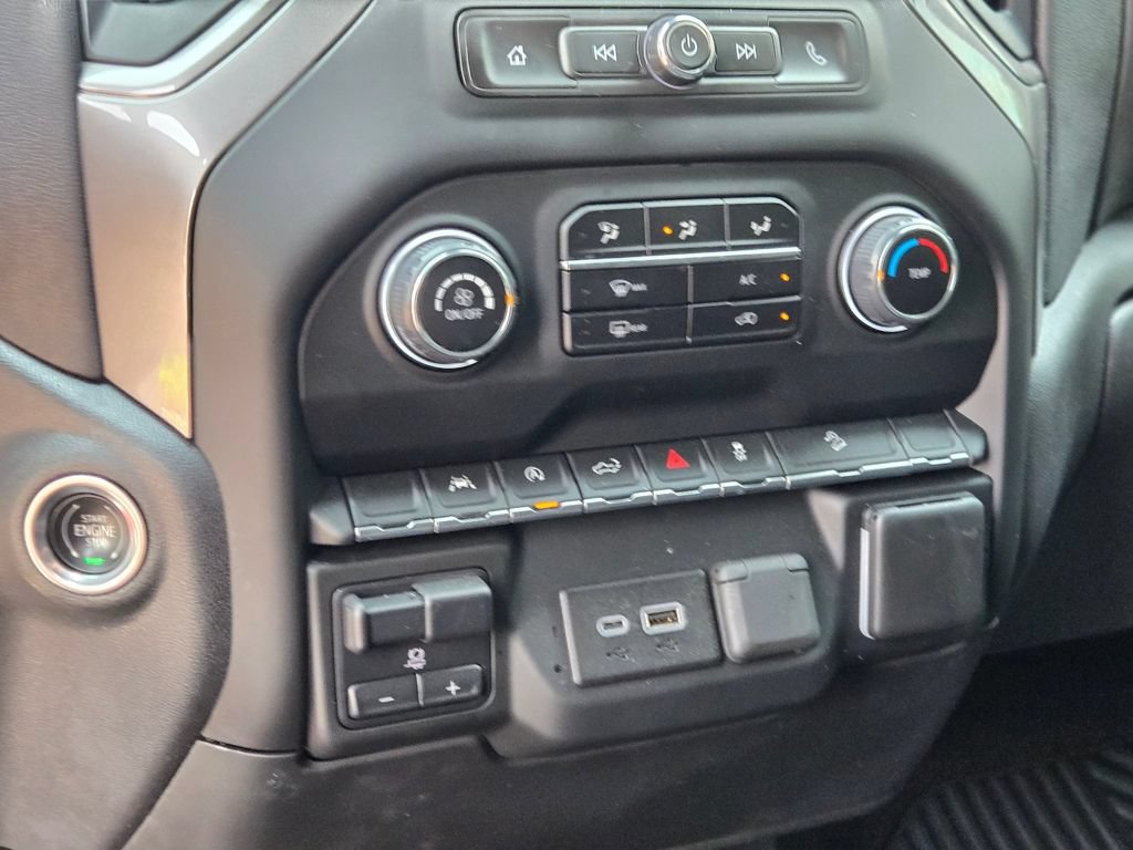 Used 2023 Chevrolet Silverado 1500 Custom Trail Boss w/ LPO, Dark Essentials Package AWD/4WD image 28
