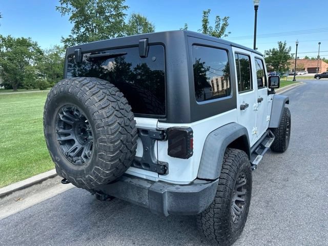 Used 2015 Jeep Wrangler Unlimited Rubicon AWD/4WD image 19