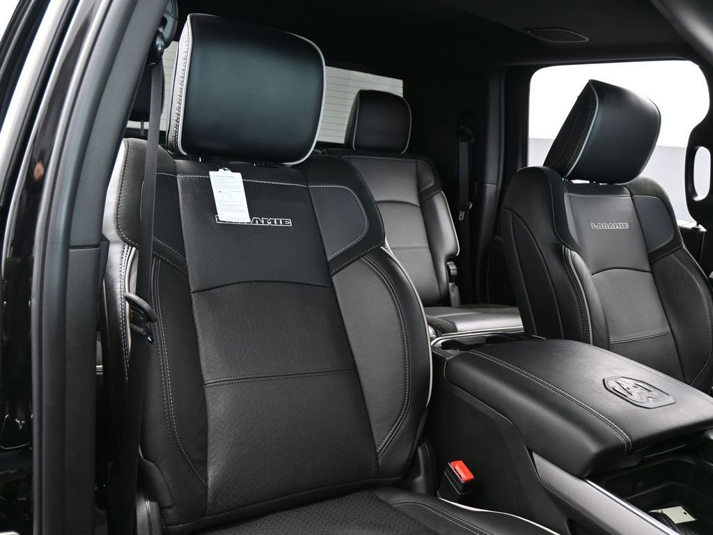 Used 2025 RAM 3500 Laramie image 52
