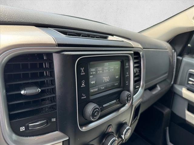 Used 2019 RAM 1500 Classic SLT AWD/4WD image 13