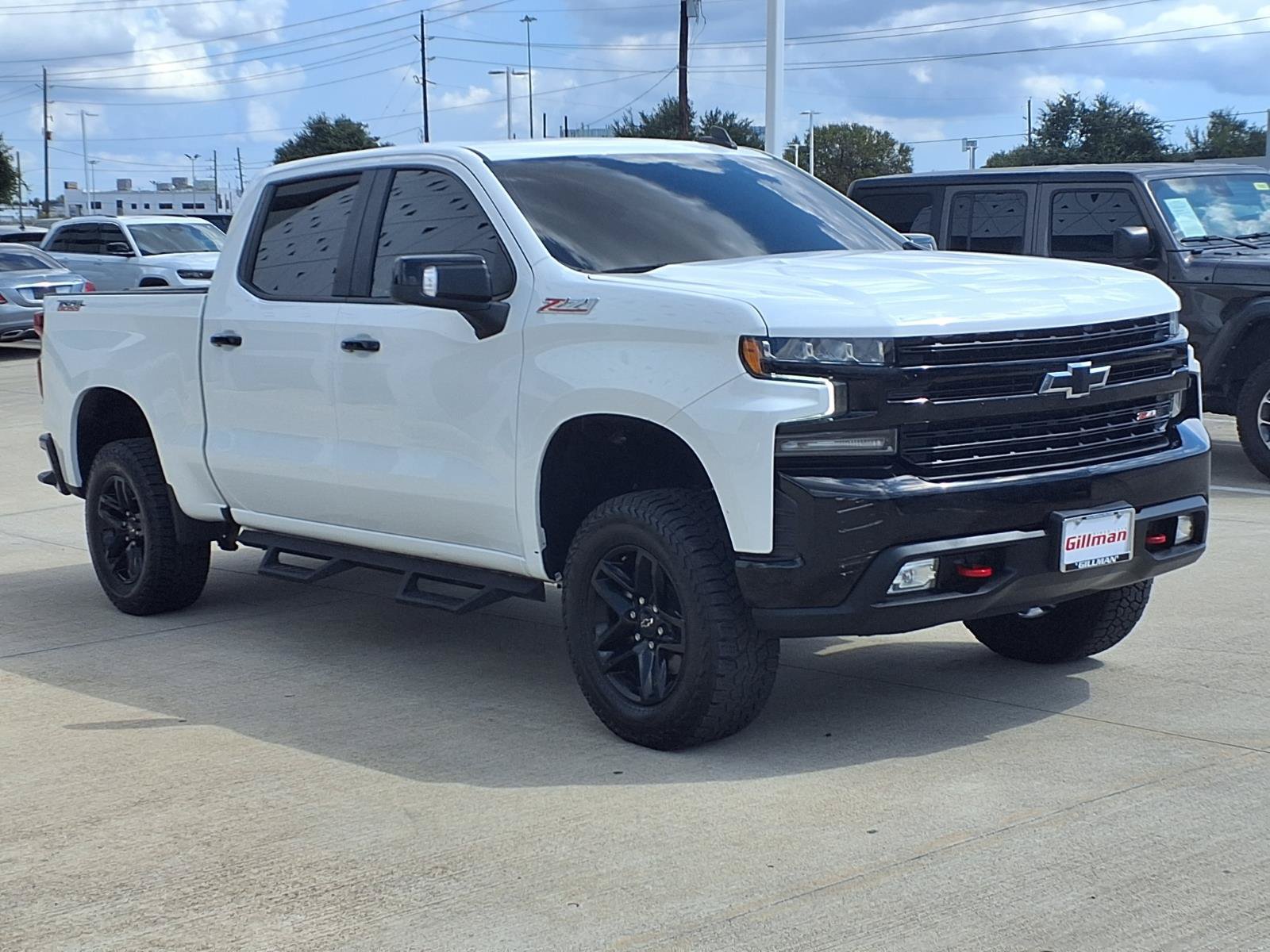Used 2021 Chevrolet Silverado 1500 LT Trail Boss w/ Convenience Package II AWD/4WD image 2