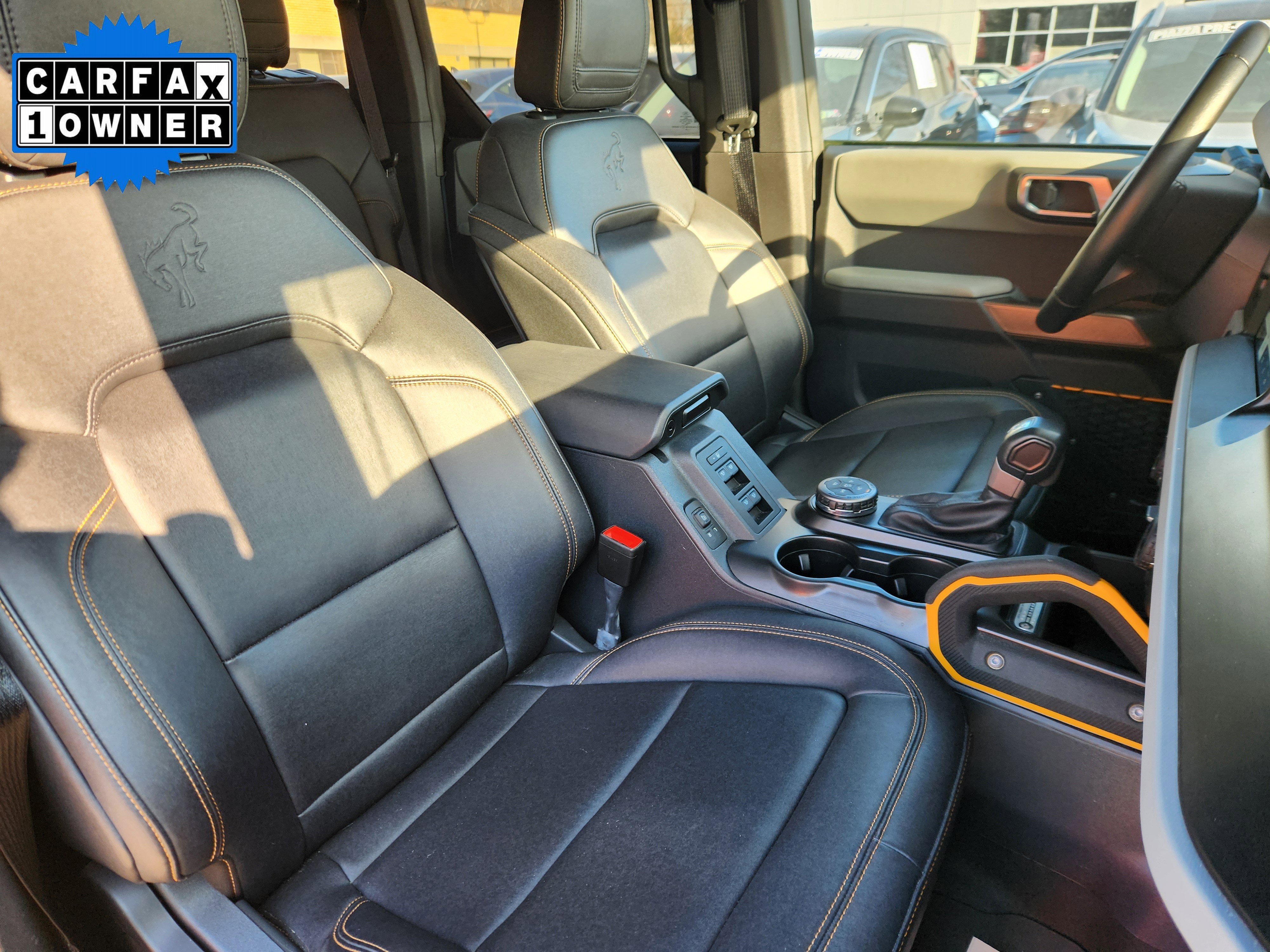 Used 2023 Ford Bronco Badlands image 15