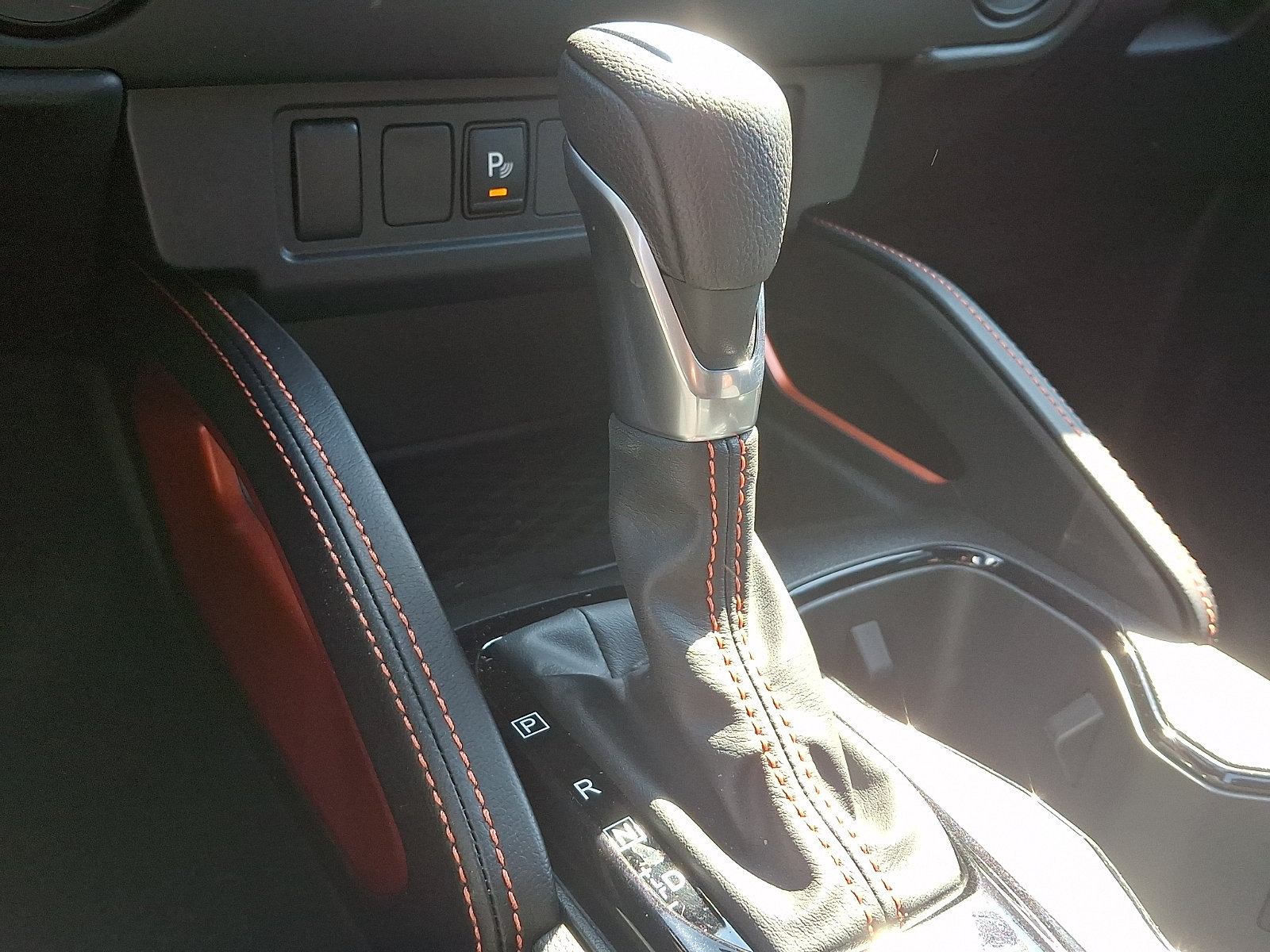 Certified 2025 Nissan Frontier PRO-4X AWD/4WD image 14