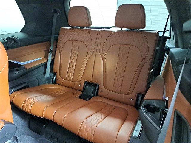 Used 2025 BMW ALPINA XB7 image 15