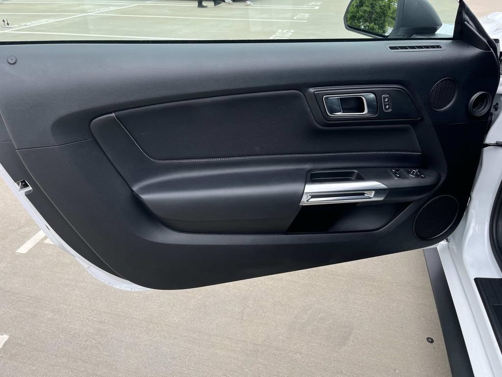 Used 2021 Ford Mustang Mach 1 RWD image 18