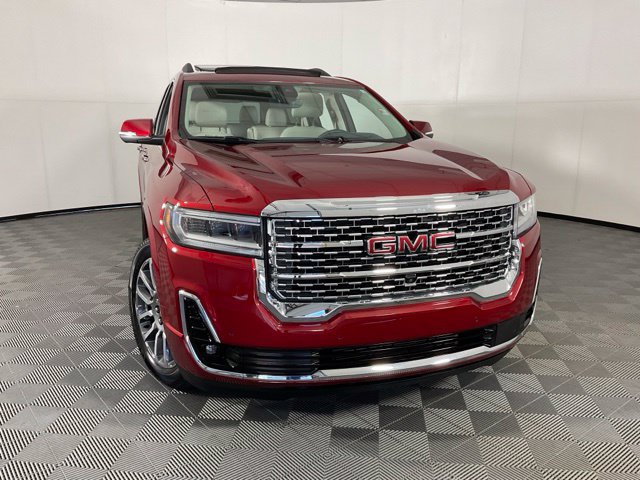 Used 2021 GMC Acadia Denali w/ Denali Ultimate Package AWD/4WD image 10
