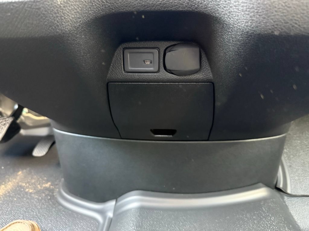 New 2025 Mercedes-Benz Sprinter 2500 image 28