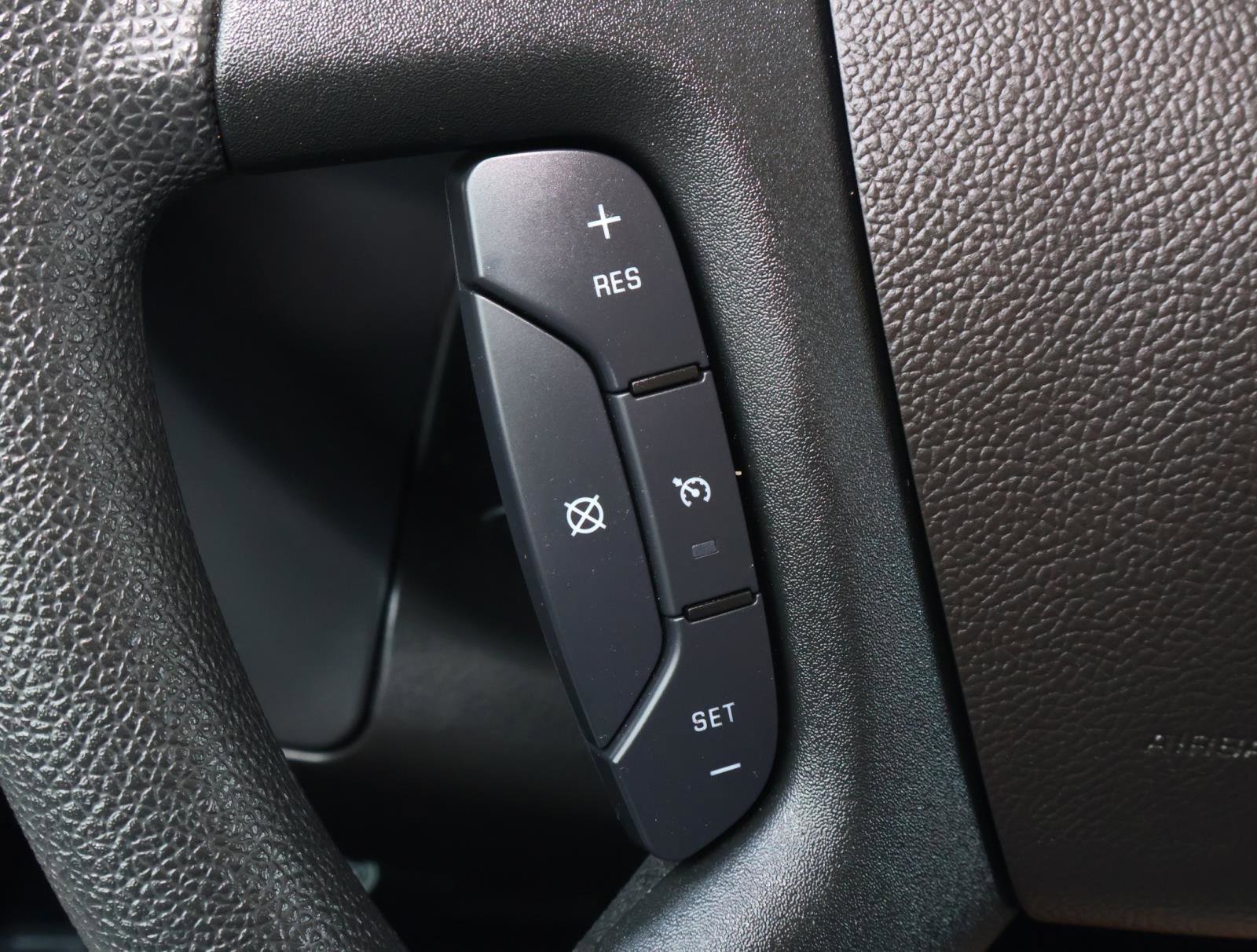 Used 2025 Chevrolet Express 3500 LS image 17