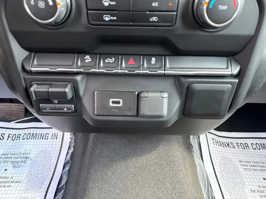 Used 2019 Chevrolet Silverado 1500 Custom Trail Boss w/ Custom Convenience Package AWD/4WD image 25