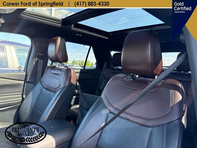 Used 2021 Ford Explorer Platinum w/ Equipment Group 601A AWD/4WD image 18