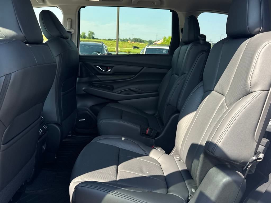 New 2025 Subaru Ascent Bronze Edition w/ Onyx Package image 13