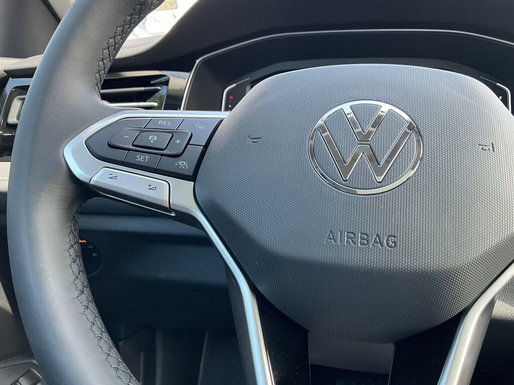 New 2025 Volkswagen Jetta SEL image 22