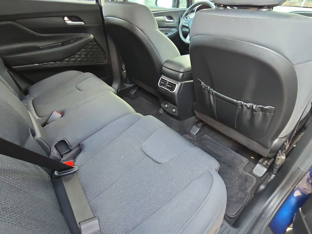 Used 2023 Hyundai Santa Fe SEL image 11