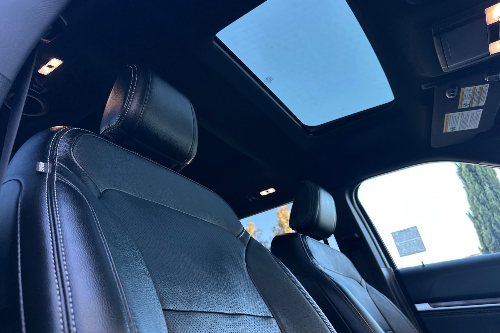 Used 2018 Ford Explorer Limited w/ Equipment Group 301A image 17