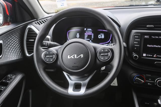 Certified 2023 Kia Soul LX w/ LX Technology Package image 16
