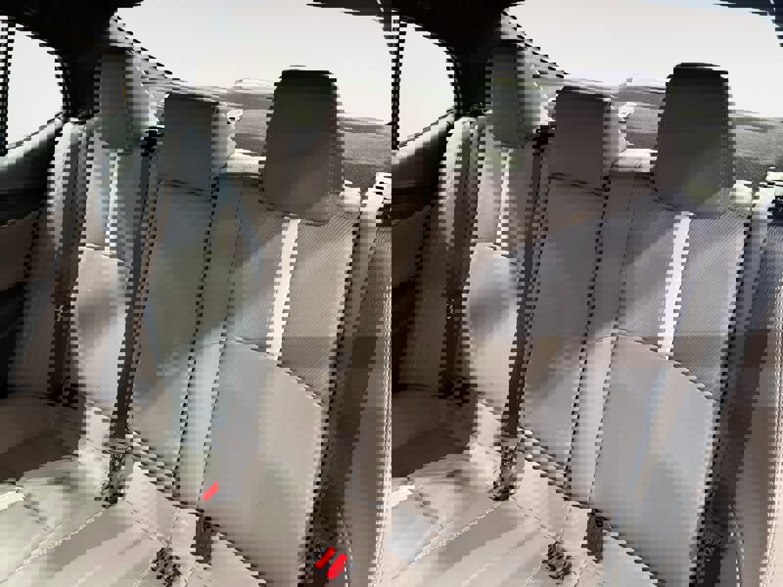 Used 2025 Toyota Camry SE image 14