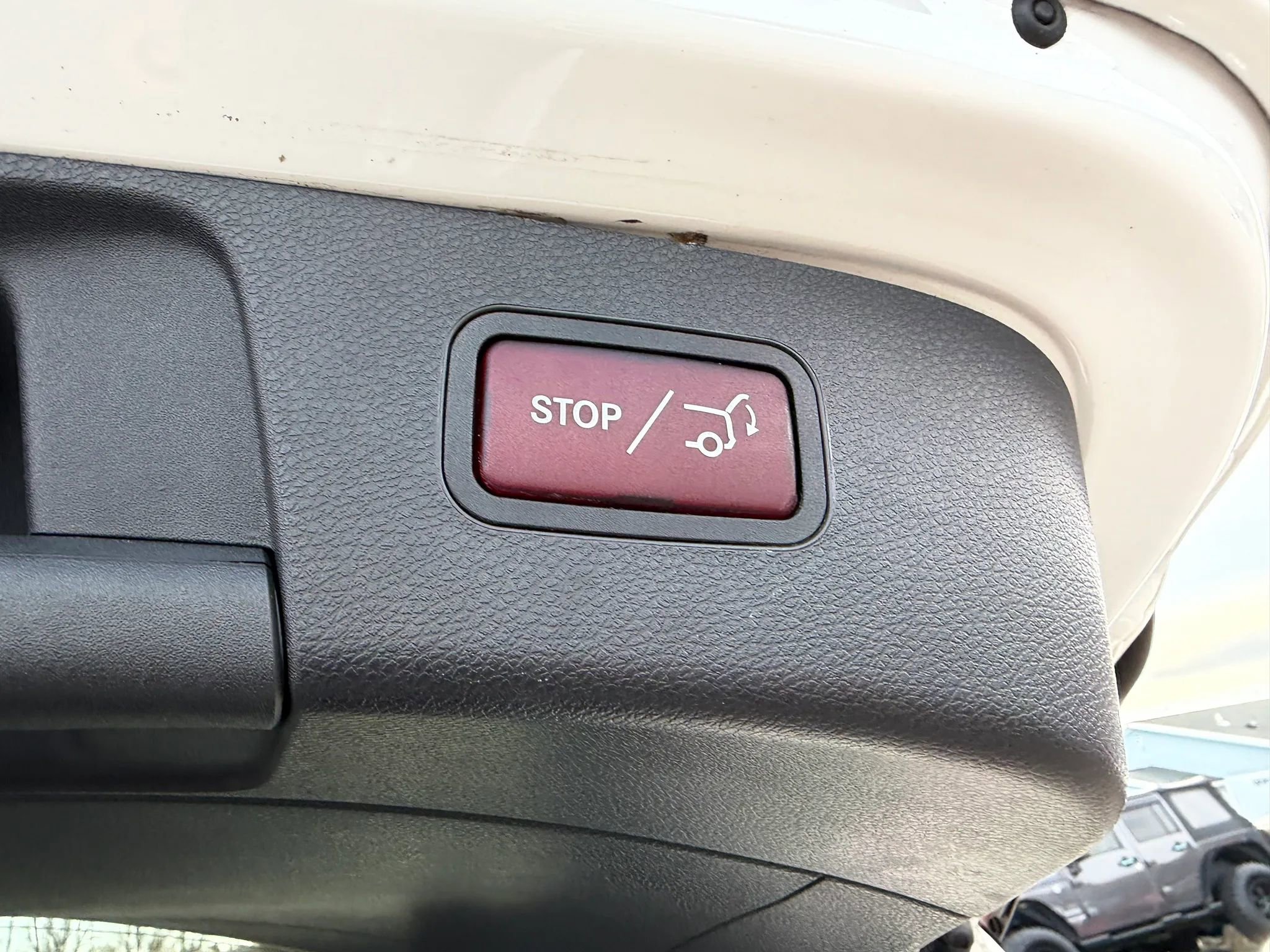 Used 2019 Mercedes-Benz GLA 250 4MATIC image 33