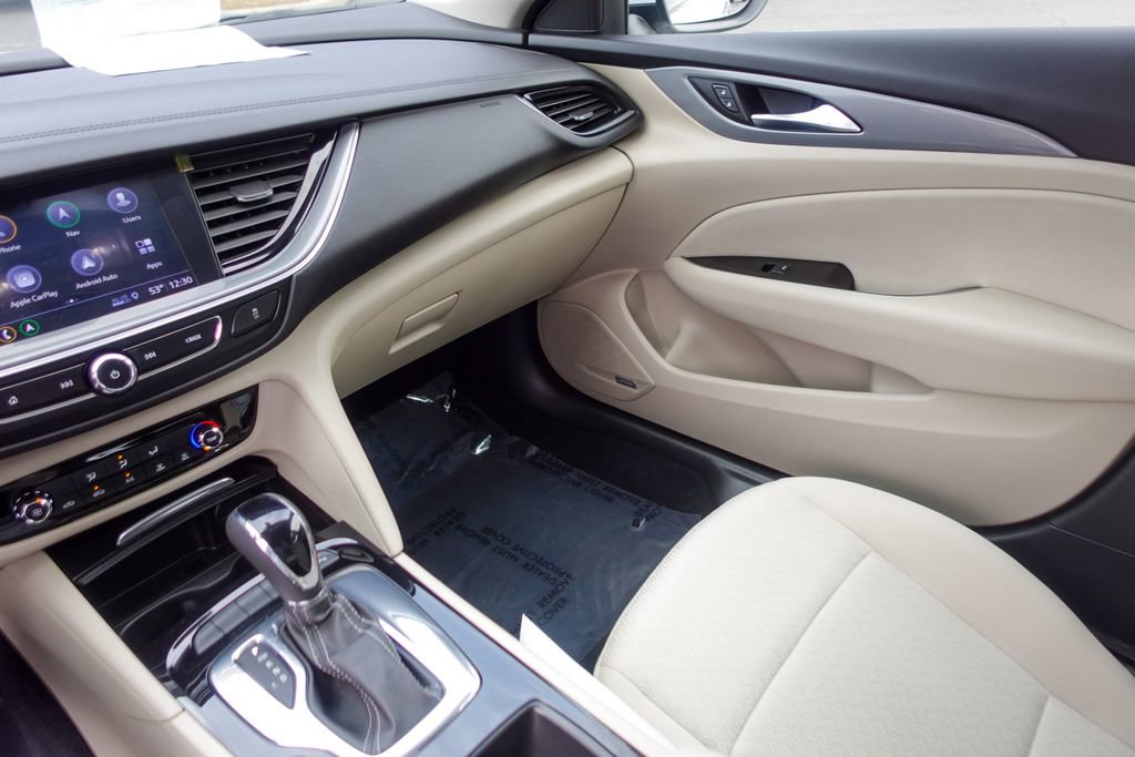 Used 2019 Buick Regal Preferred w/ Sights and Sounds Package image 21
