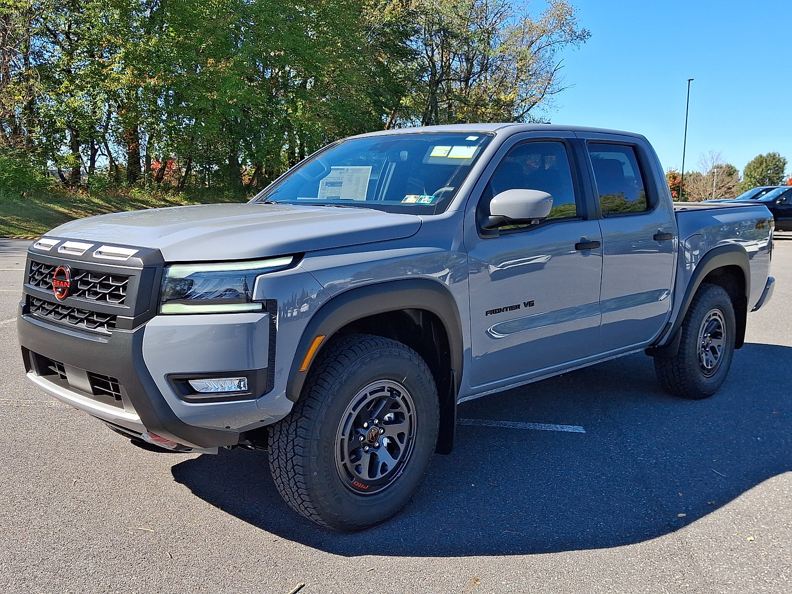 New 2027 Nissan Frontier PRO-4X AWD/4WD image 2