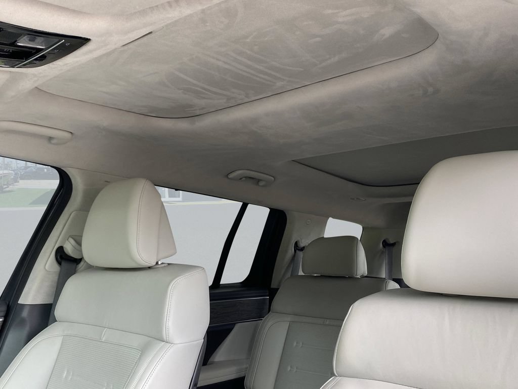 Used 2024 Hyundai Santa Fe Calligraphy FWD image 29