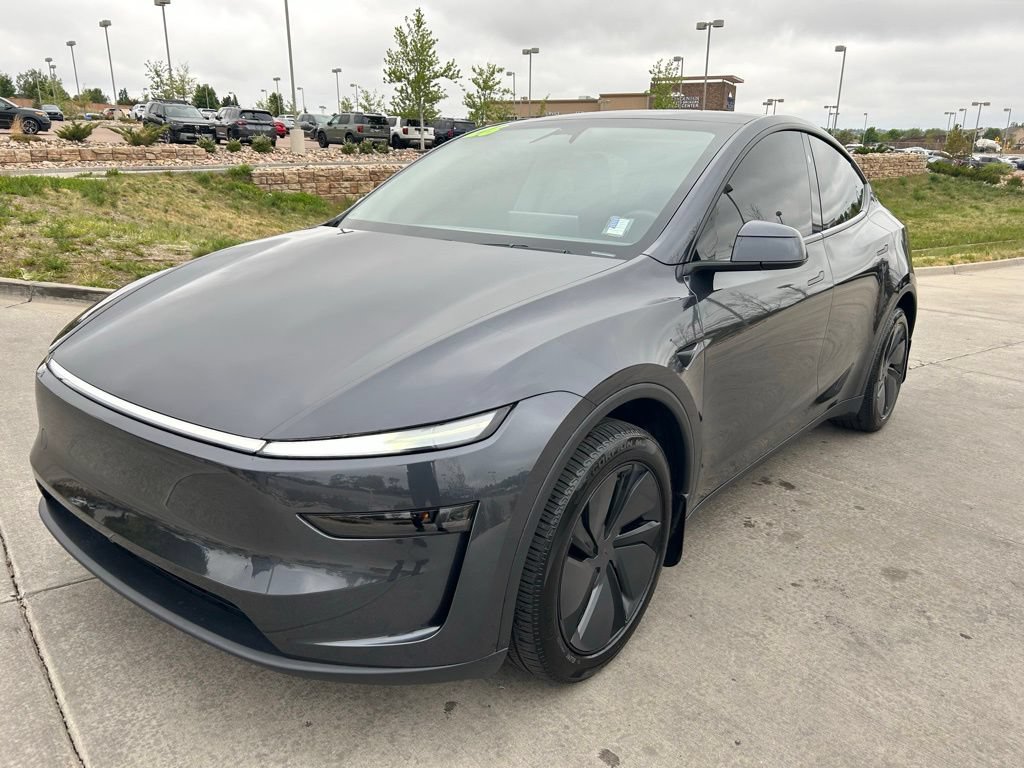 Used 2026 Tesla Model Y Long Range AWD/4WD image 3