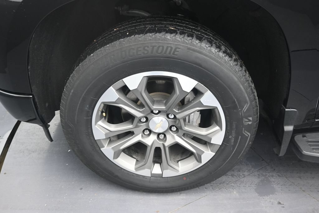 Used 2024 Chevrolet Silverado 1500 High Country RWD image 9