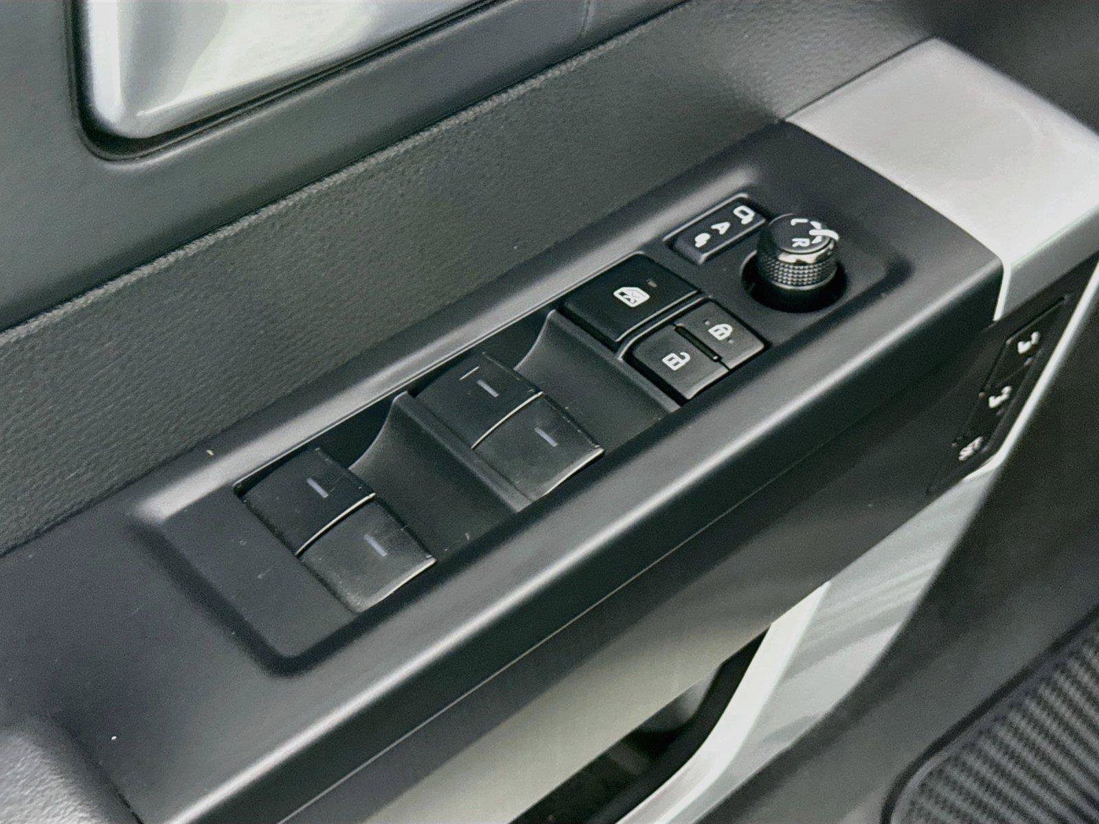 Used 2024 Toyota Tundra Platinum AWD/4WD image 30