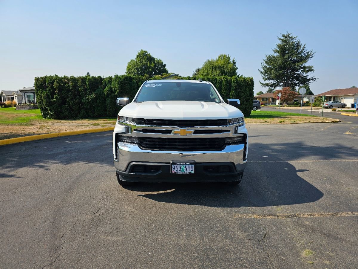 Used 2020 Chevrolet Silverado 1500 LT w/ Remote Start Package image 4