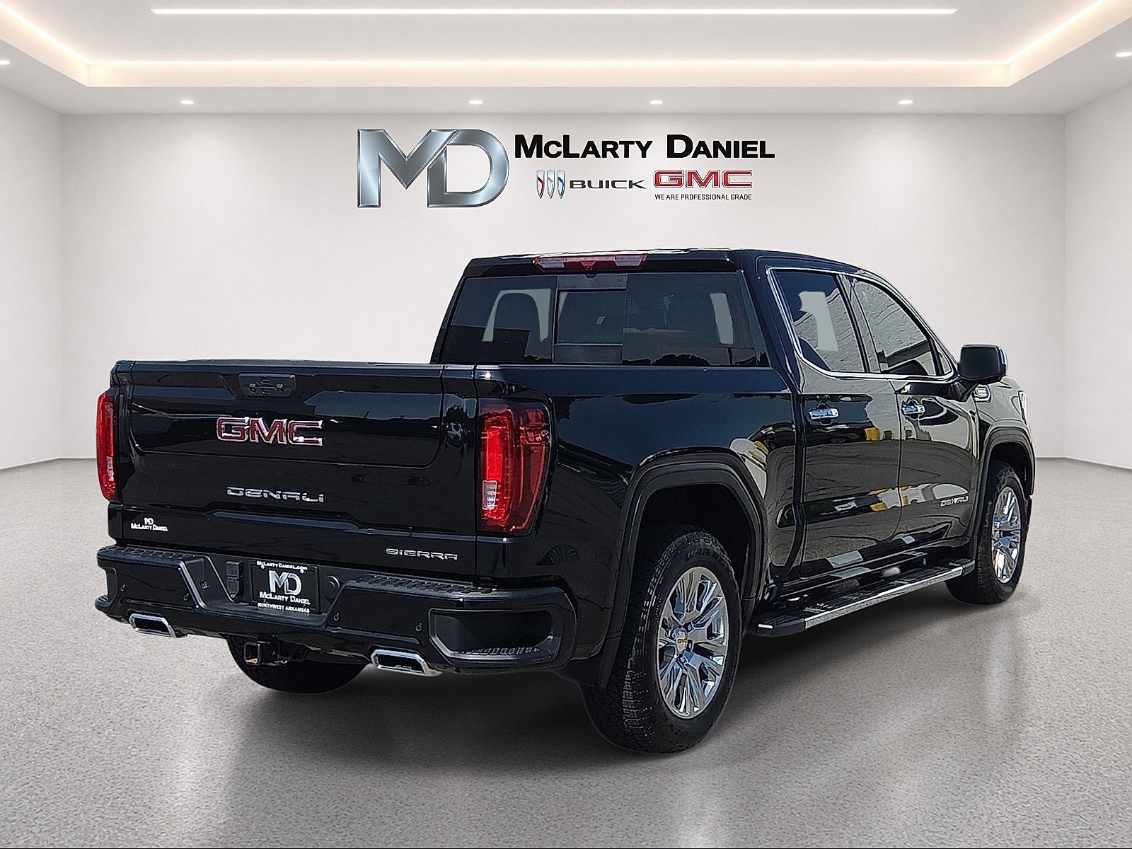 Used 2026 GMC Sierra 1500 Denali AWD/4WD image 14