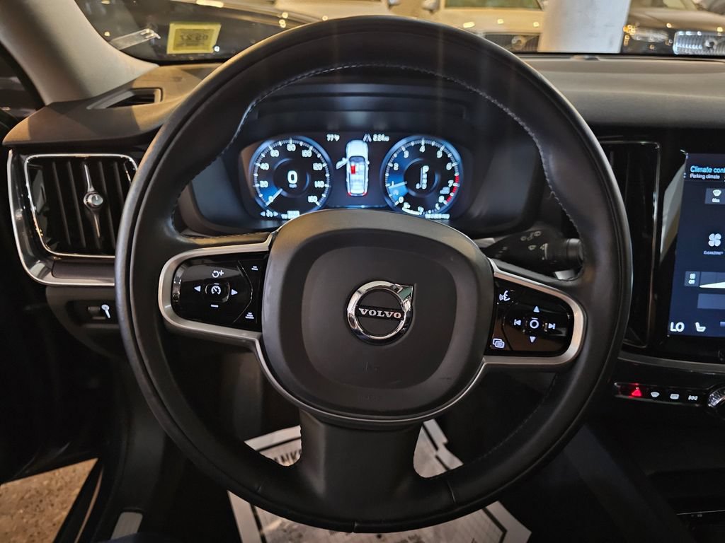 Used 2020 Volvo V60 T5 Cross Country AWD/4WD image 19