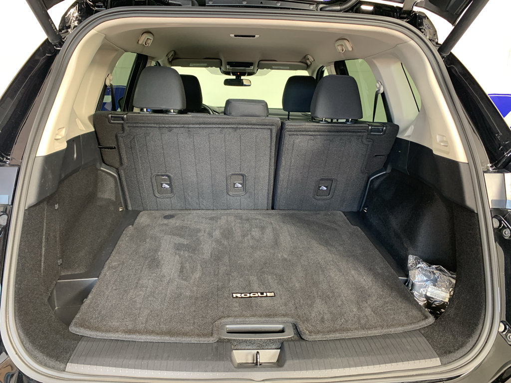 Used 2026 Nissan Rogue SV FWD image 34