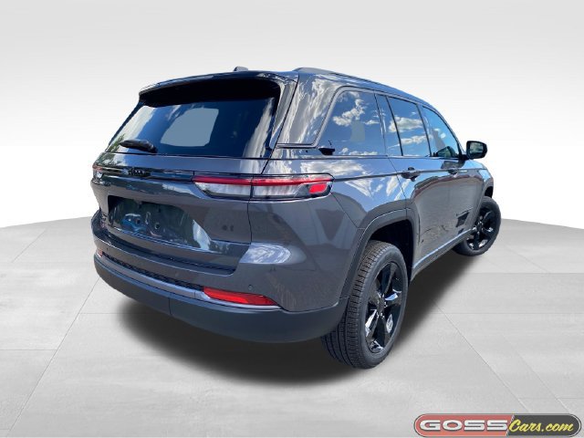 New 2026 Jeep Grand Cherokee Limited w/ Limited Altitude Package AWD/4WD image 3