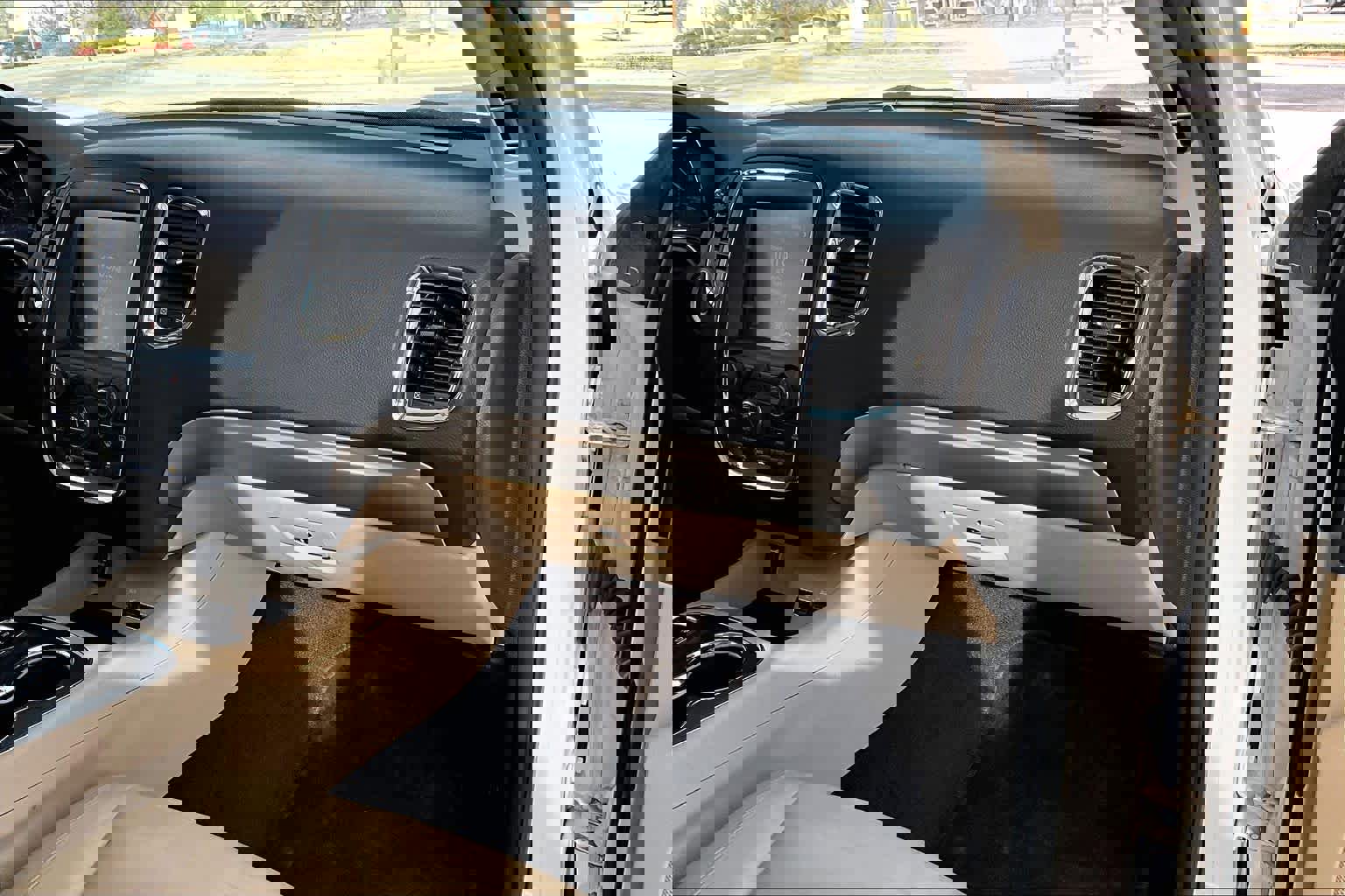 Used 2017 Dodge Durango GT w/ Nav & Power Liftgate Group image 19