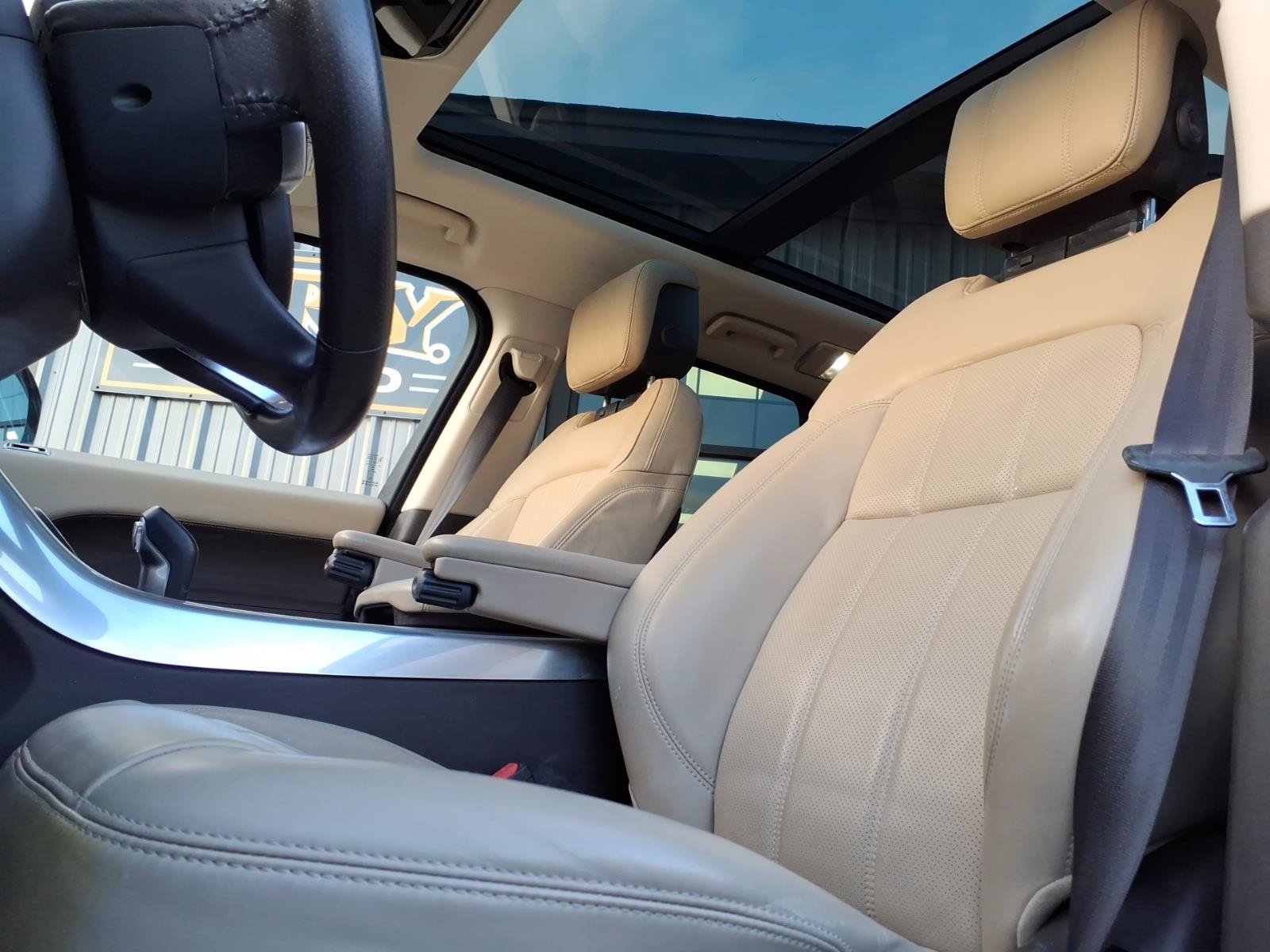 Used 2018 Land Rover Range Rover Sport HSE AWD/4WD image 6