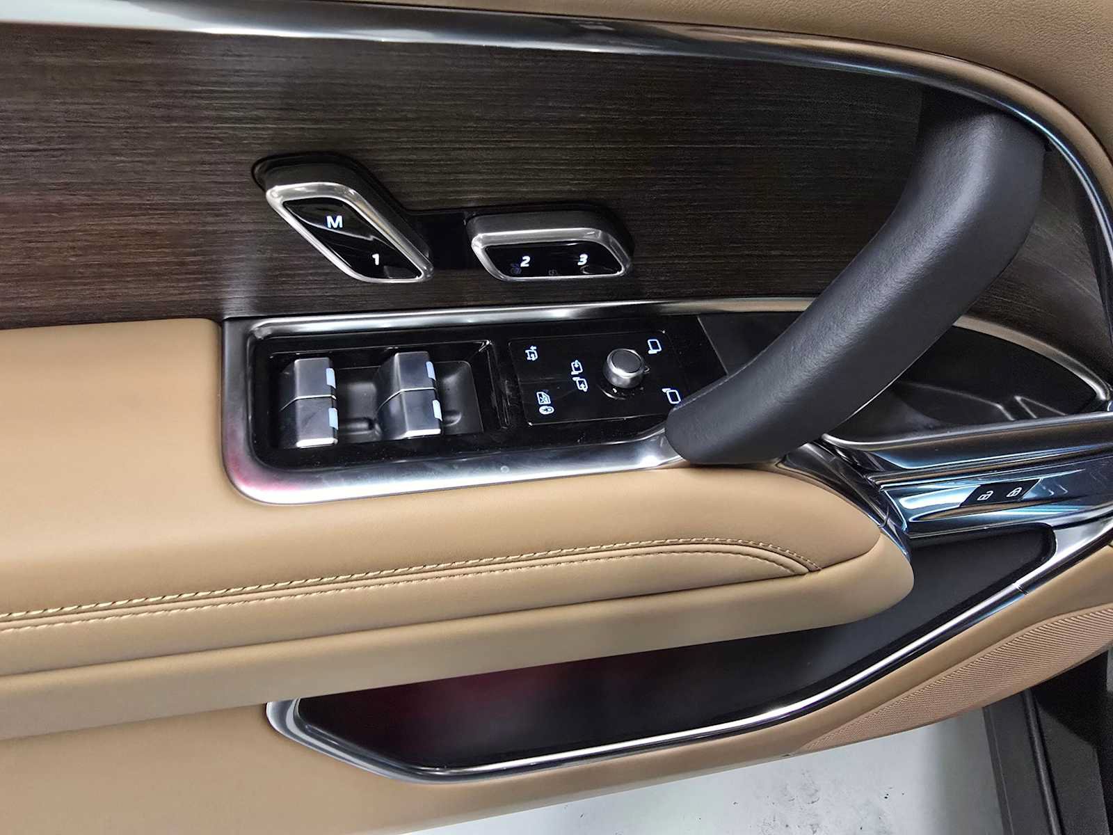 New 2026 Land Rover Range Rover SE AWD/4WD image 25