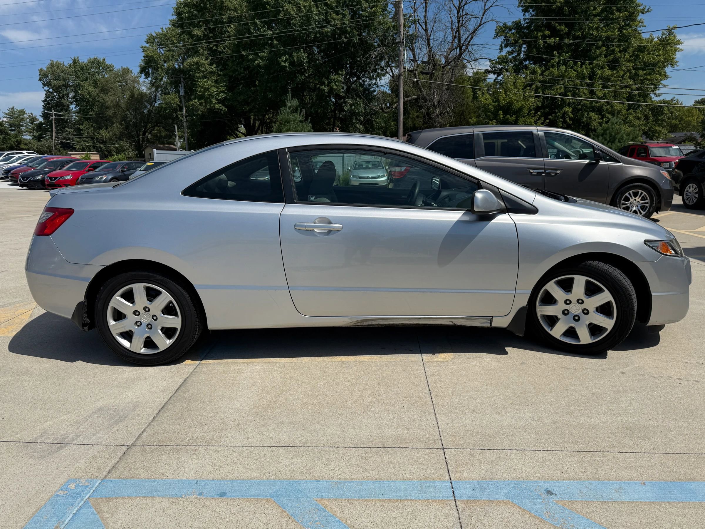 Used 2010 Honda Civic LX image 4
