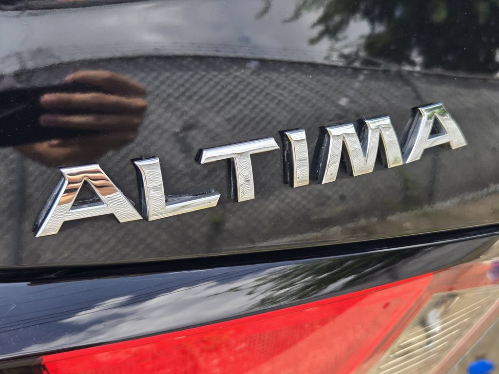 Used 2022 Nissan Altima 2.5 SV FWD image 12