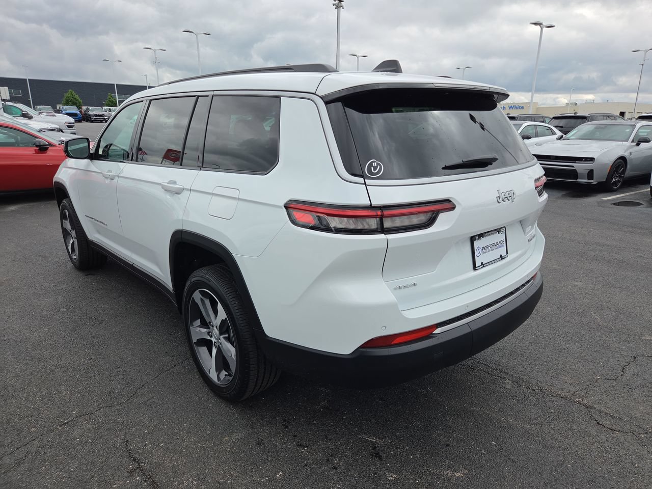 New 2026 Jeep Grand Cherokee L Limited AWD/4WD image 5